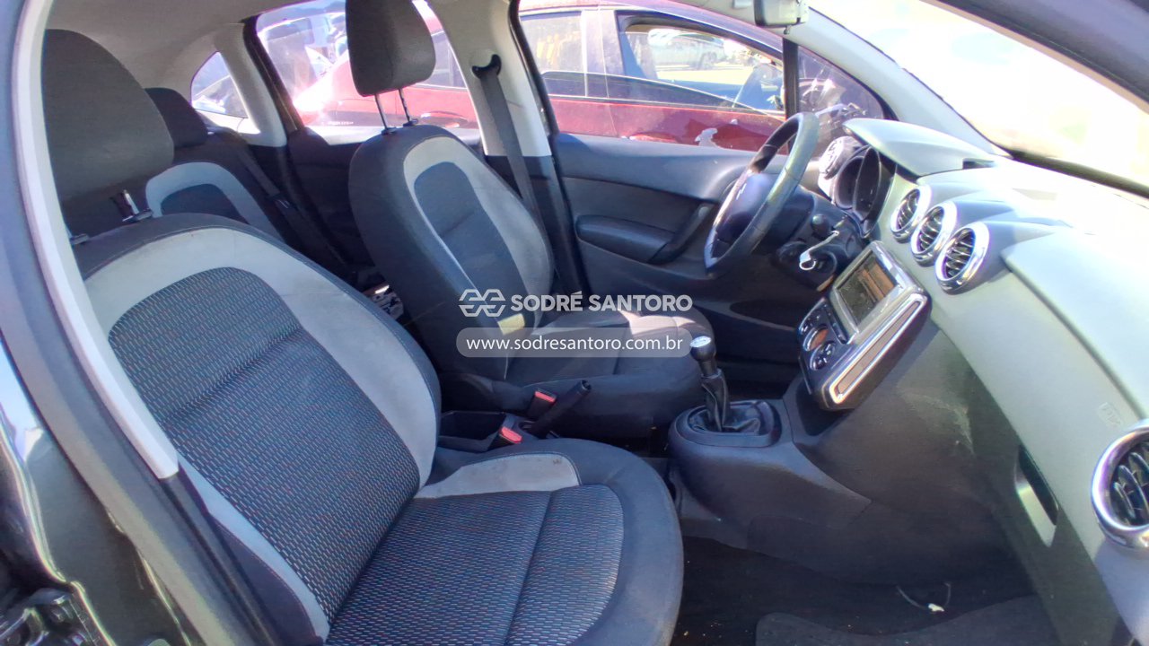 Citroen C3 Ptech M Tend - 2016/2017 — foto 9 de 12