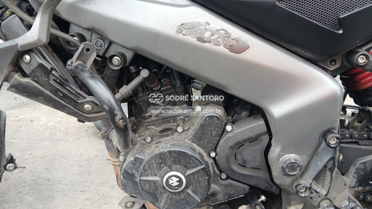 Bajaj Dominar NS 200 - 2025/2026 — foto 5 de 10