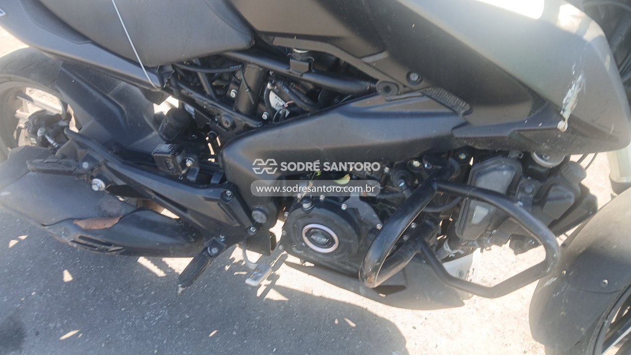 Bajaj Dominar D400 T - 2023/2024 — foto 8 de 11