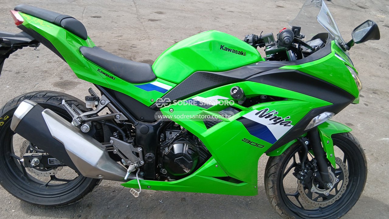 Kawasaki Ninja 300 - 2026/2026 — foto 5 de 12