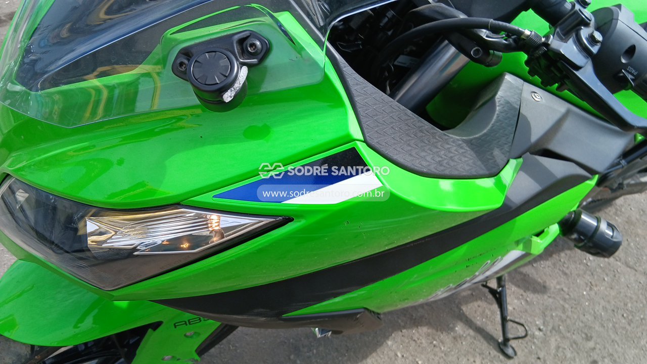Kawasaki Ninja 300 - 2026/2026 — foto 9 de 12