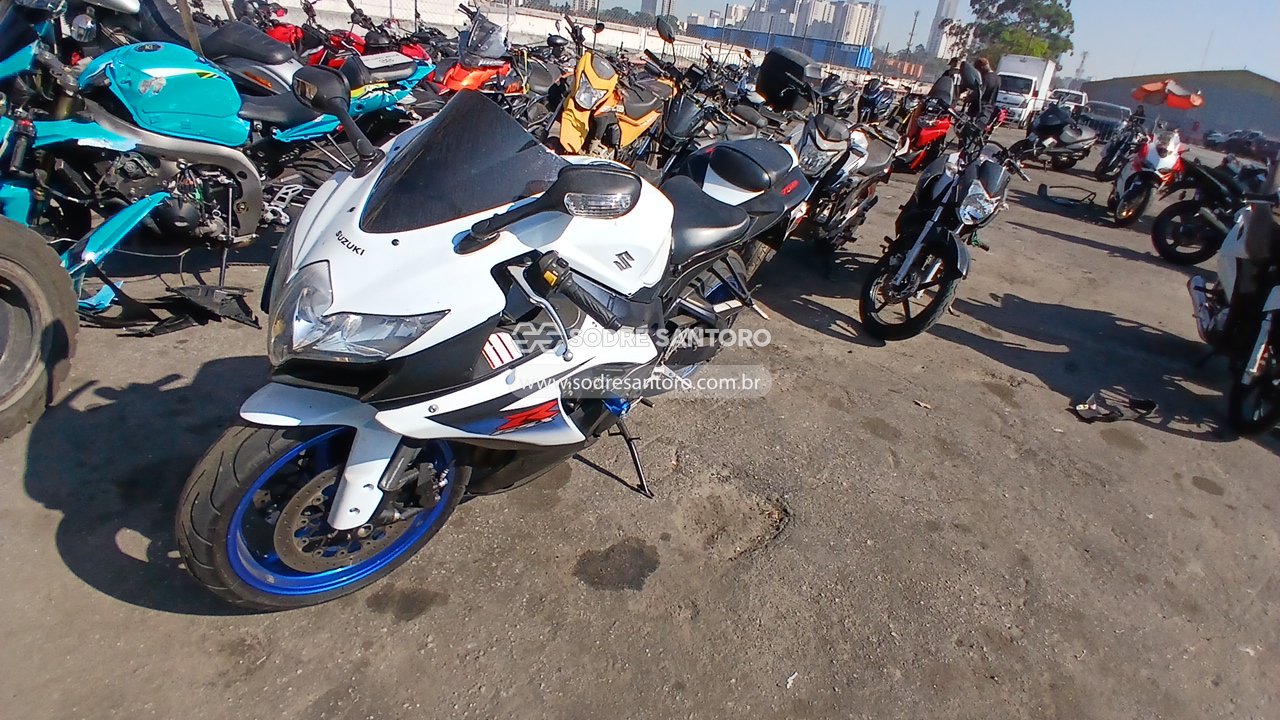 Suzuki Gsxr 750 - 2011/2012 — foto 3 de 12