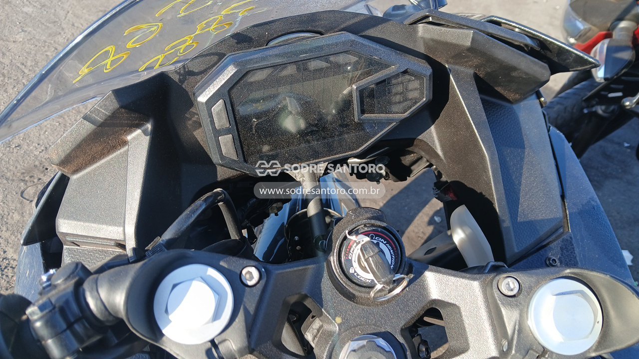 Kawasaki Ninja 500 - 2025/2025 — foto 7 de 11