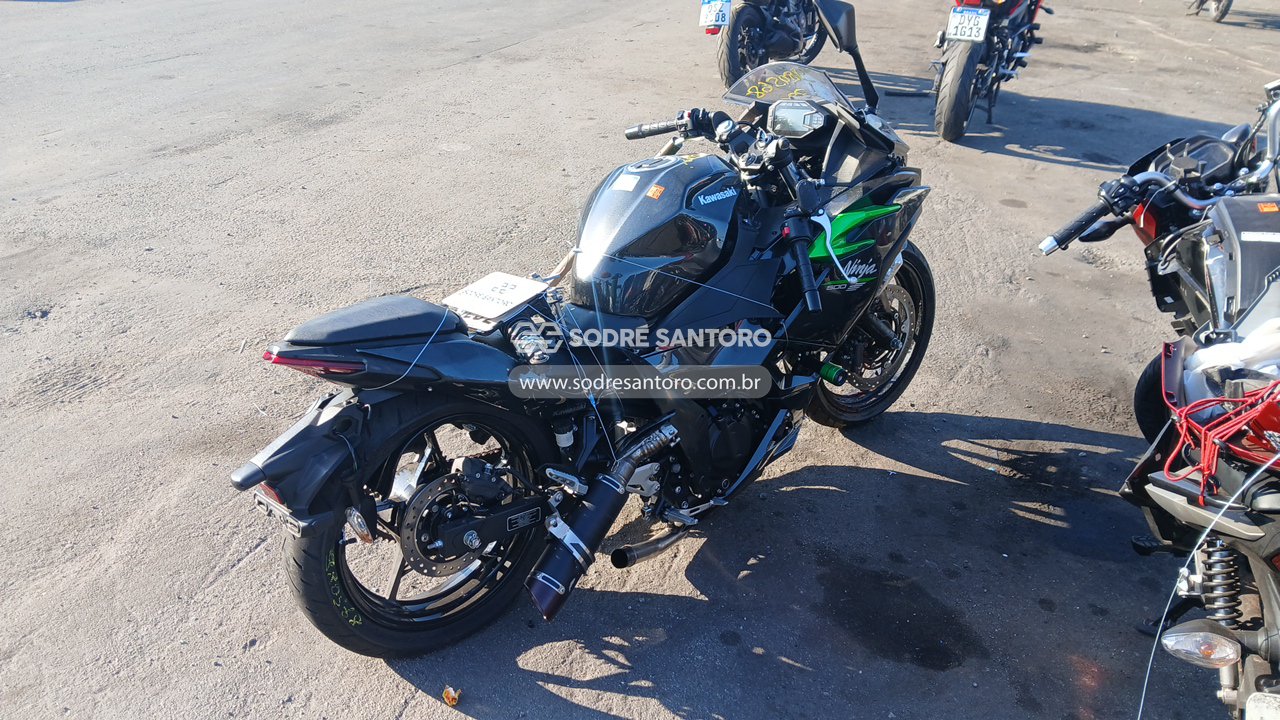 Kawasaki Ninja 500 - 2025/2025 — foto 4 de 11