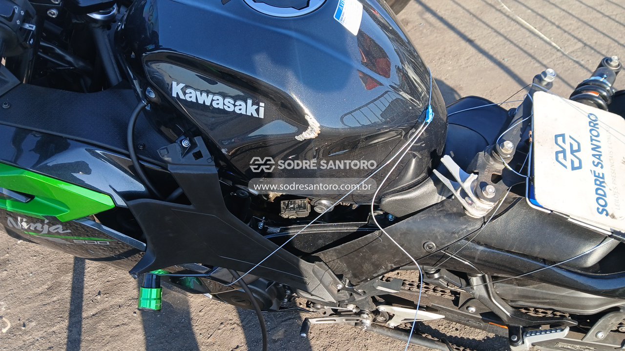 Kawasaki Ninja 500 - 2025/2025 — foto 8 de 11