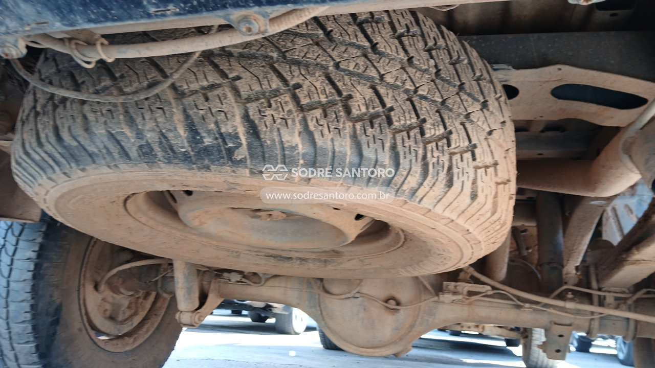 Ford Ranger XL - 2013/2014 — foto 9 de 12