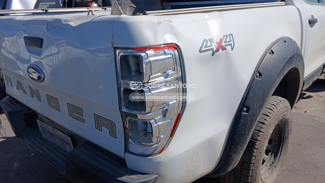 Ford Ranger XL - 2013/2014 — foto 11 de 12