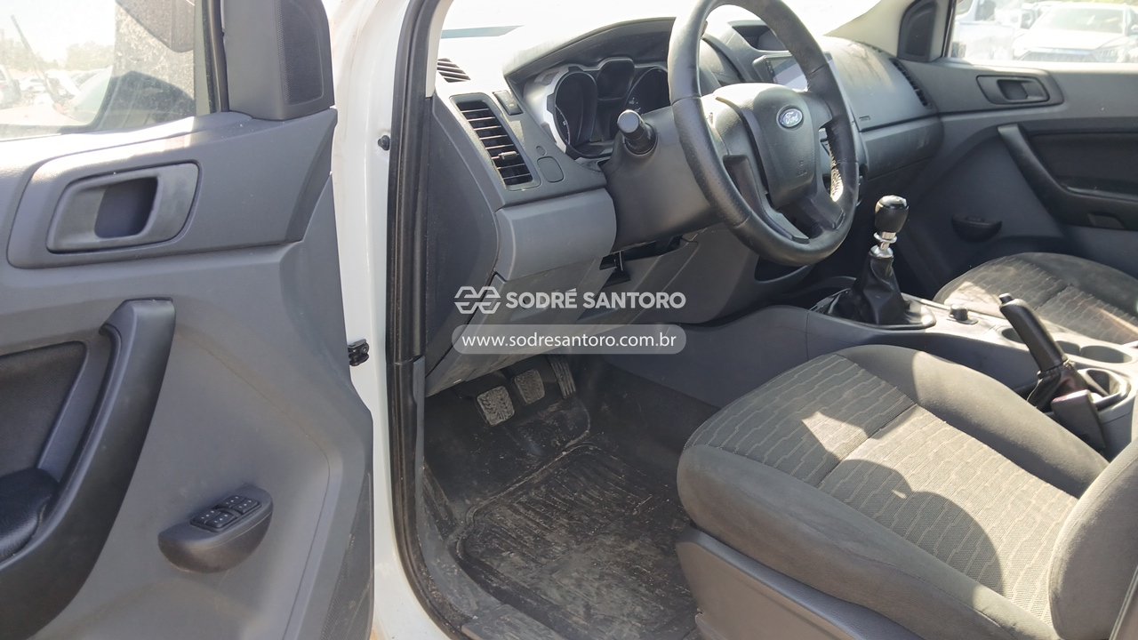 Ford Ranger XL - 2013/2014 — foto 6 de 12