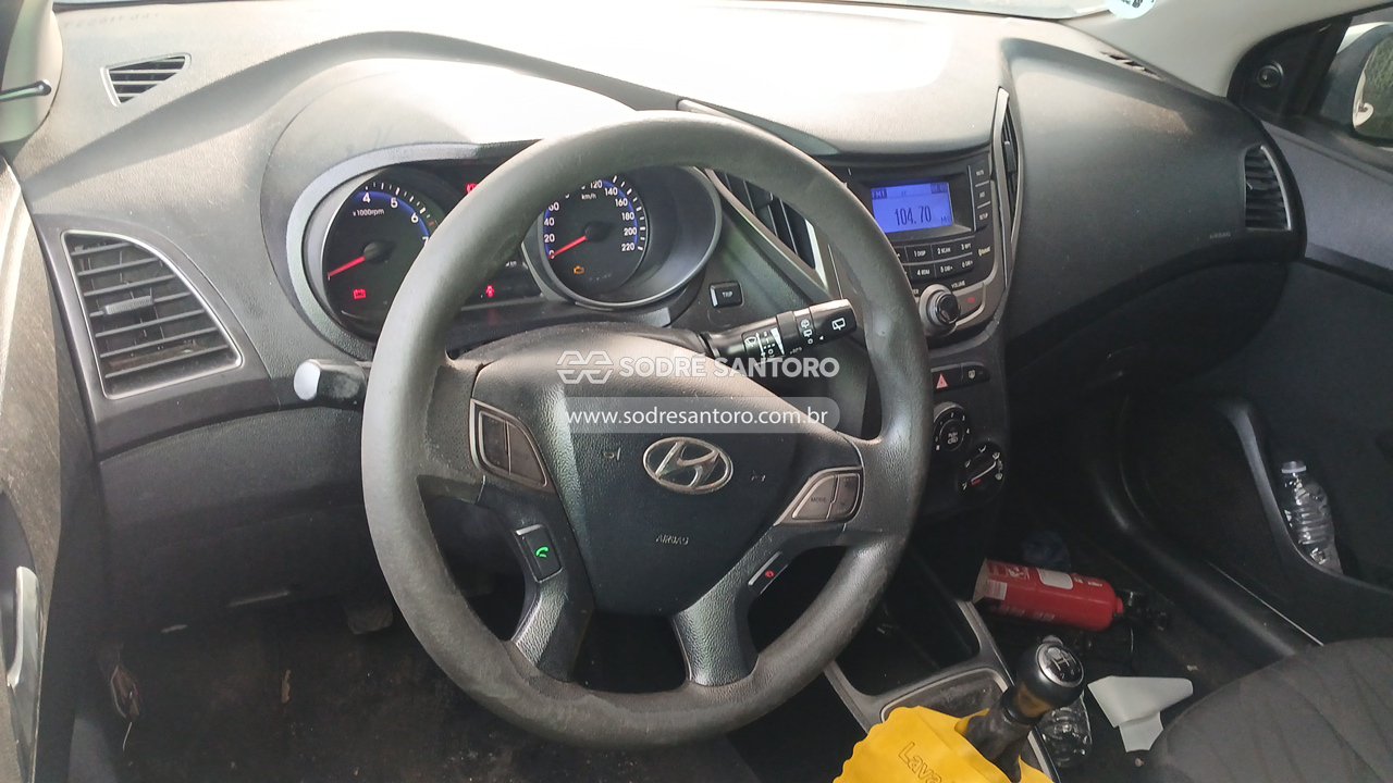 Hyundai Hb20 1.0 Comfort - 2015/2015 — foto 6 de 12