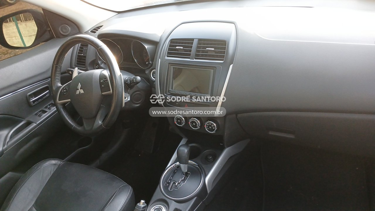Mitsubishi Asx Awd Cvt Flex H - 2017/2018 — foto 8 de 12