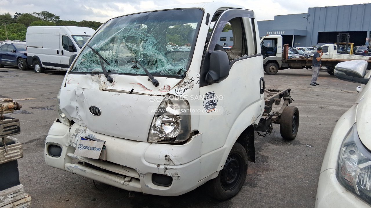 Kia Motors UK 2500 HD SC - 2011/2012 — foto 3 de 8