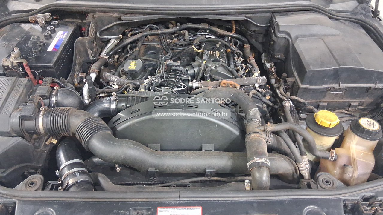 Land Rover Discovery 4 SE 3.0 - 2011/2012 — foto 5 de 12