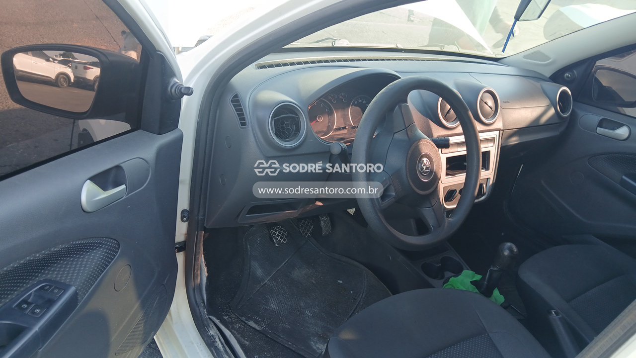 Volkswagen Gol City MB - 2015/2016 — foto 6 de 12