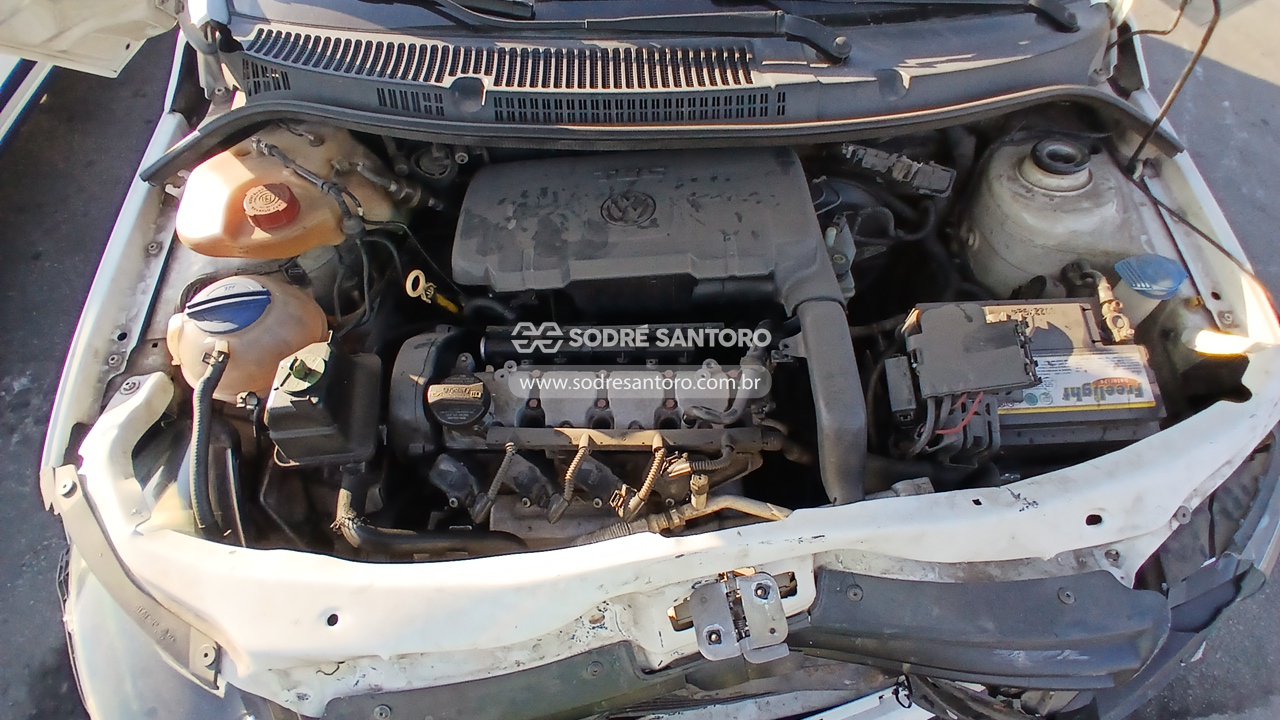 Volkswagen Gol City MB - 2015/2016 — foto 5 de 12