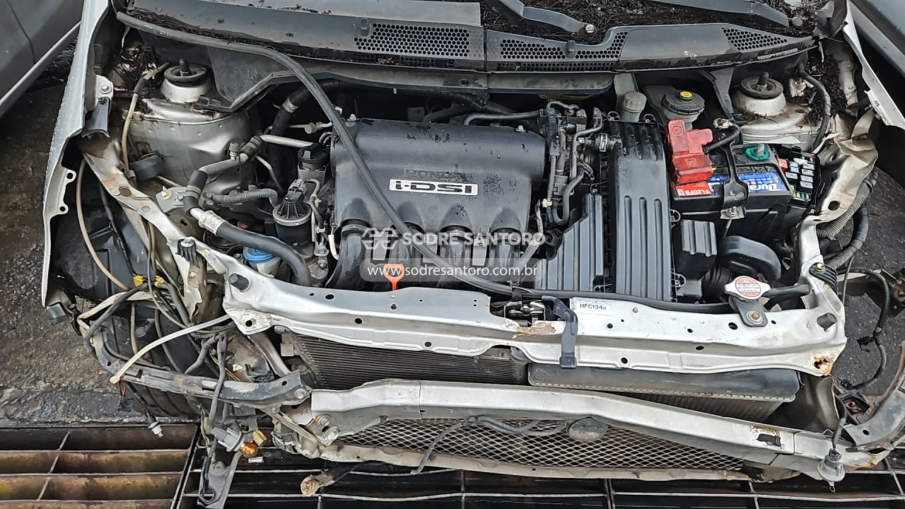 Honda Fit LX - 2004/2005 — foto 5 de 12