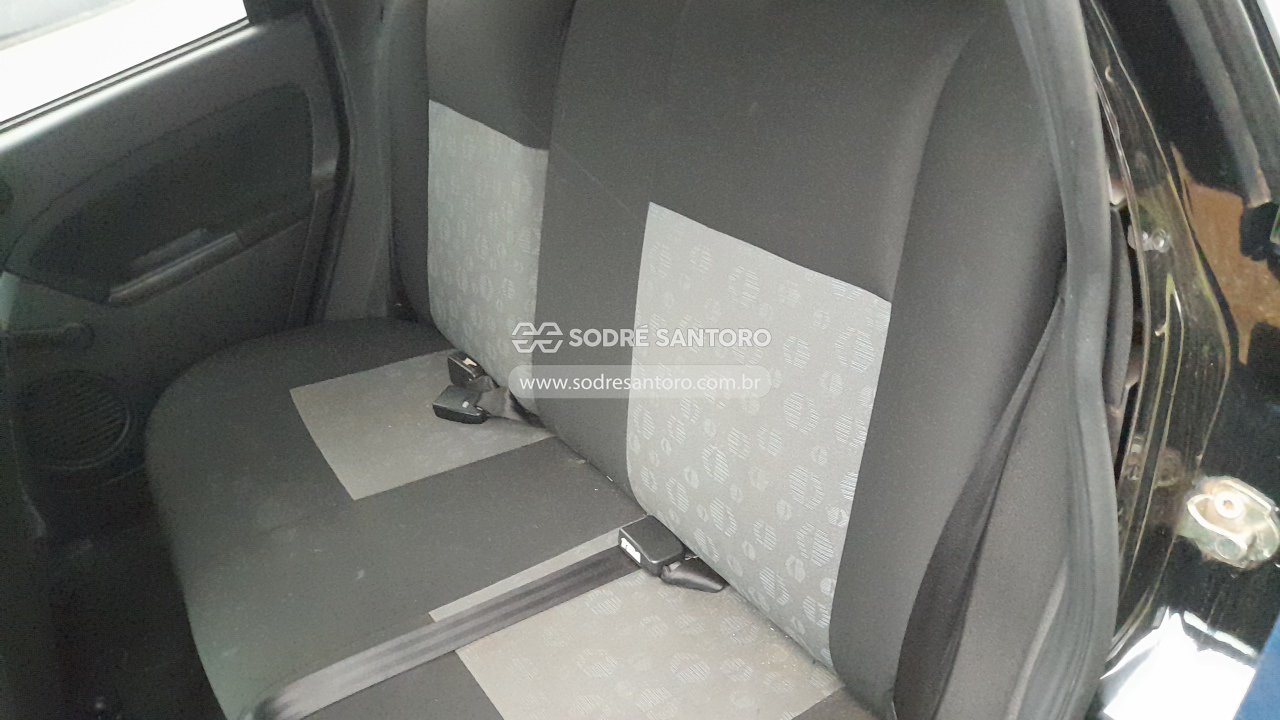 Ford Fiesta 1.6 Flex - 2010/2011 — foto 11 de 12
