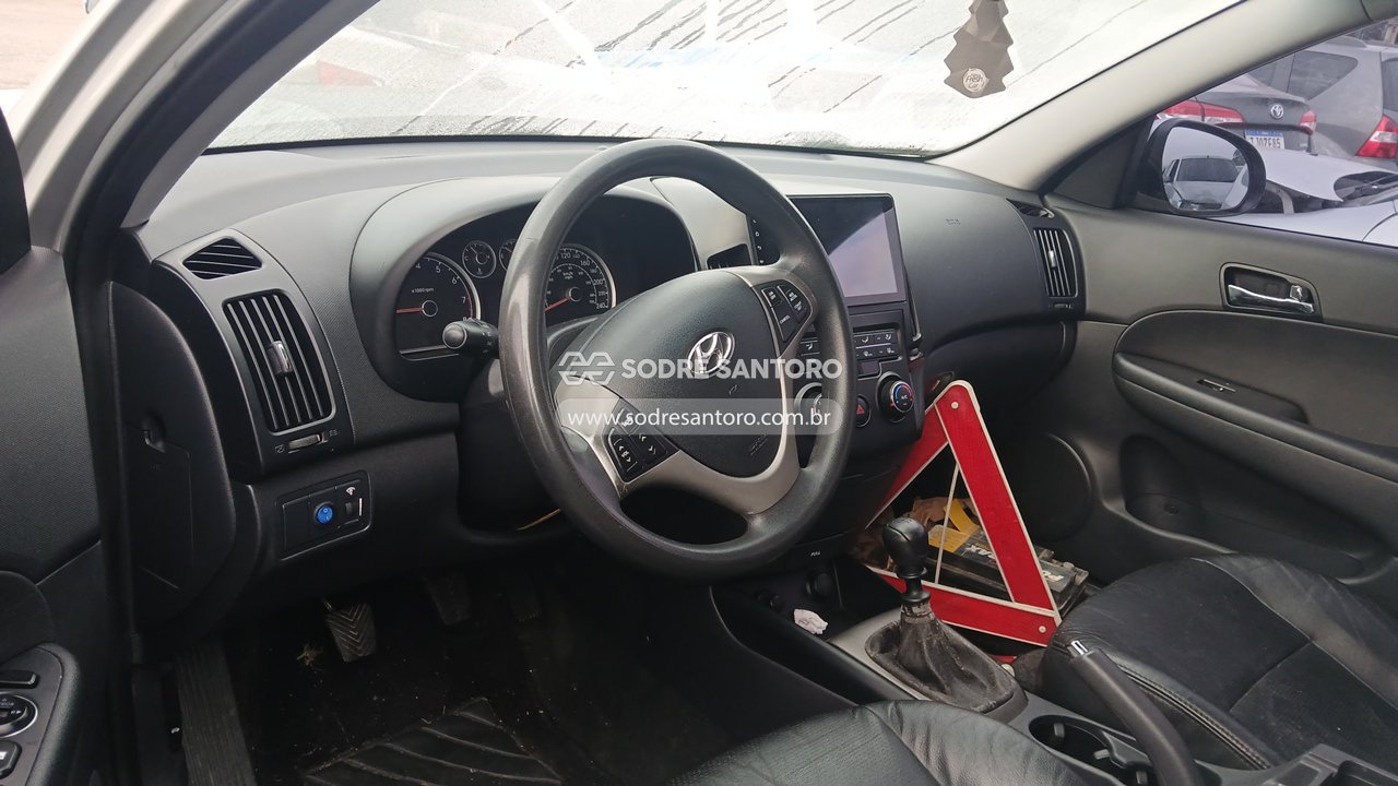 Hyundai I30 2.0 - 2010/2011 — foto 6 de 8