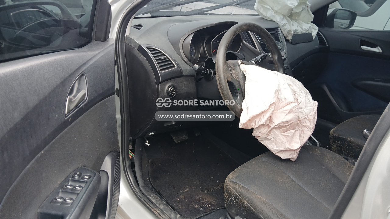 Hyundai Hb20s 1.6a 1.6a - 2013/2014 — foto 6 de 12
