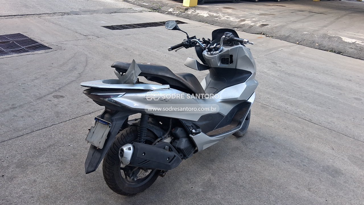 Honda Pcx 160 Abs - 2023/2023 — foto 4 de 12