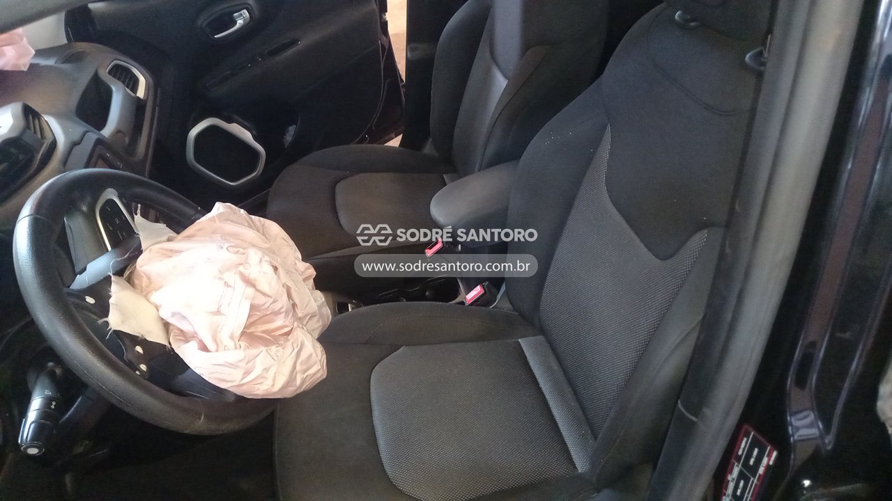 Jeep Renegade Sport AT - 2018/2019 — foto 8 de 12
