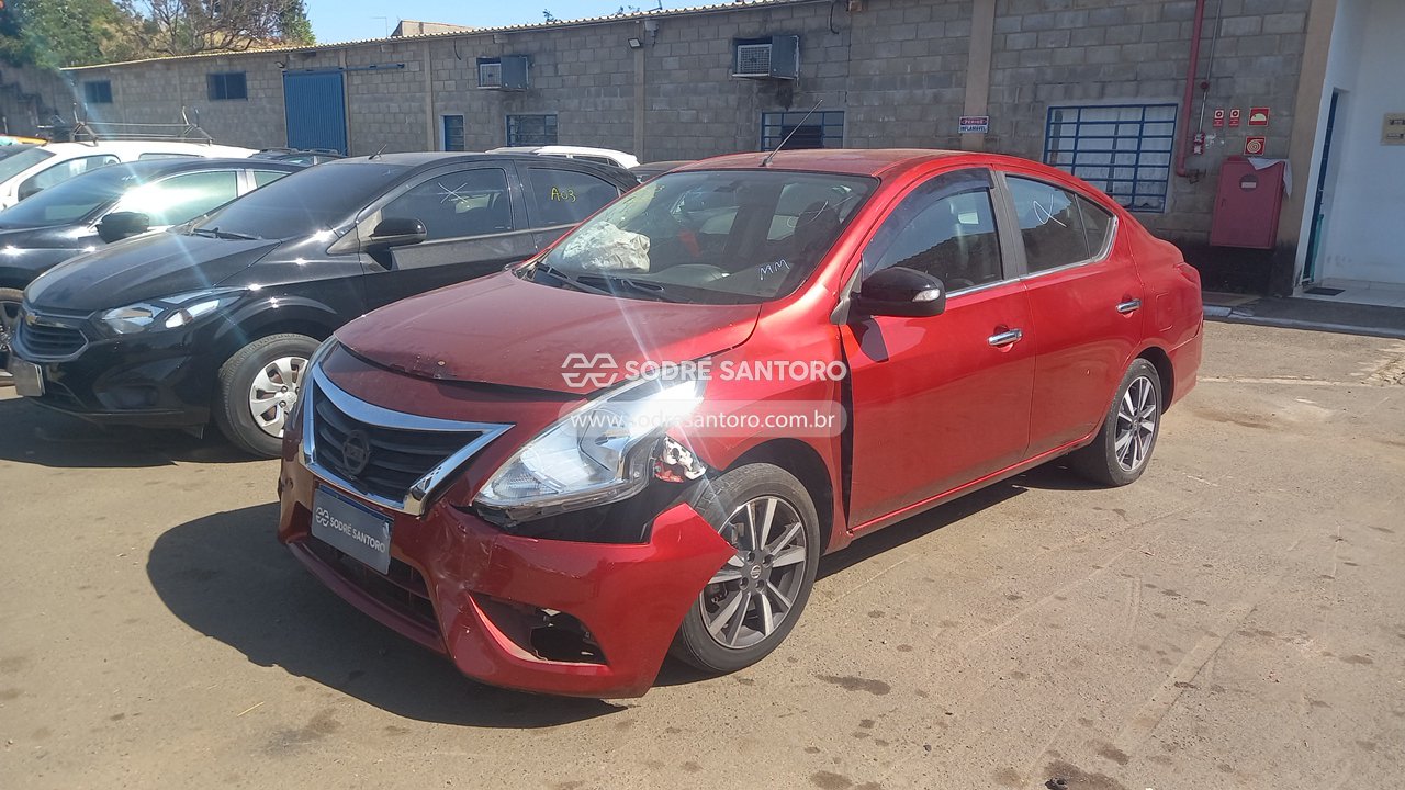 Nissan Versa 16sl Cvt - 2017/2018 — foto 3 de 12