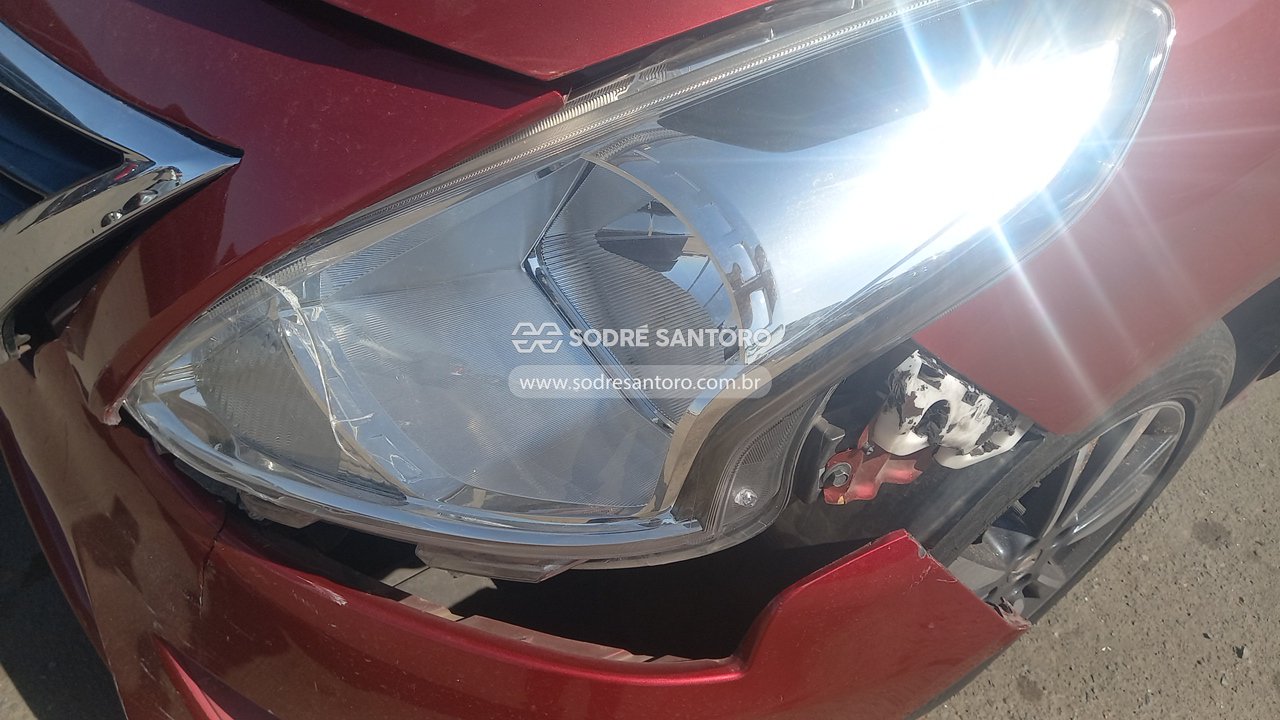 Nissan Versa 16sl Cvt - 2017/2018 — foto 11 de 12