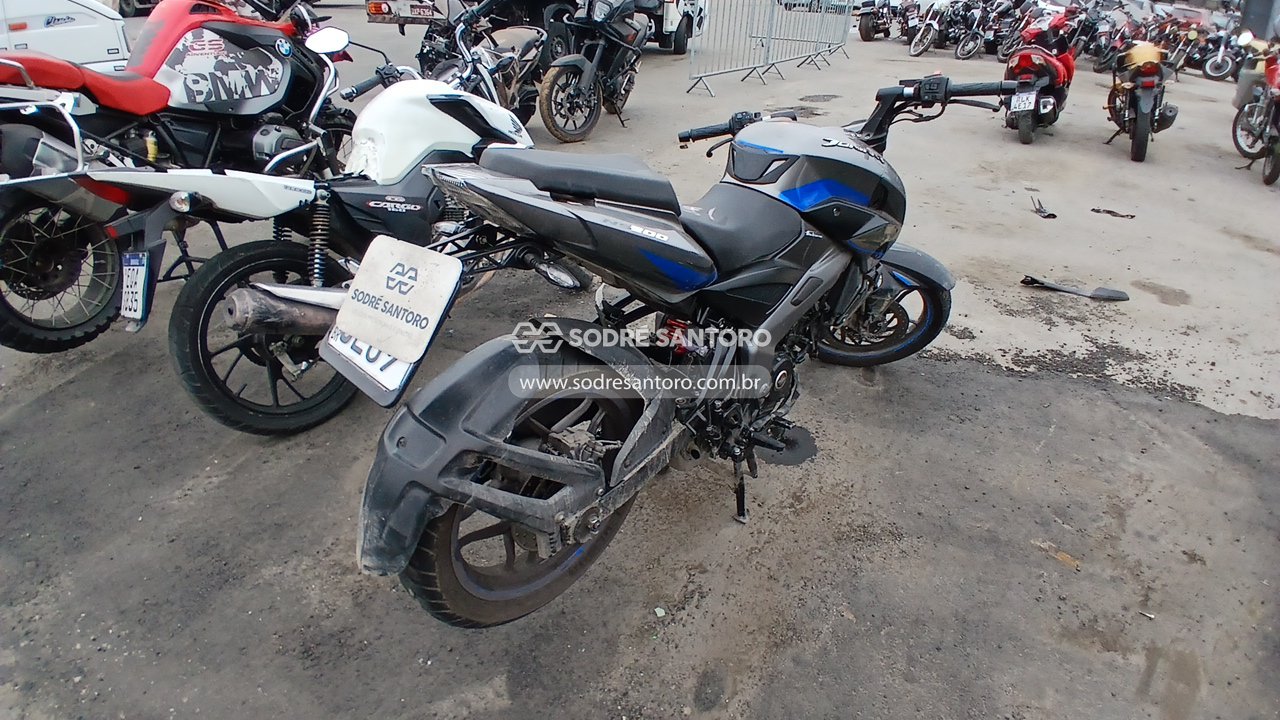 Bajaj Dominar NS 200 - 2025/2026 — foto 4 de 10