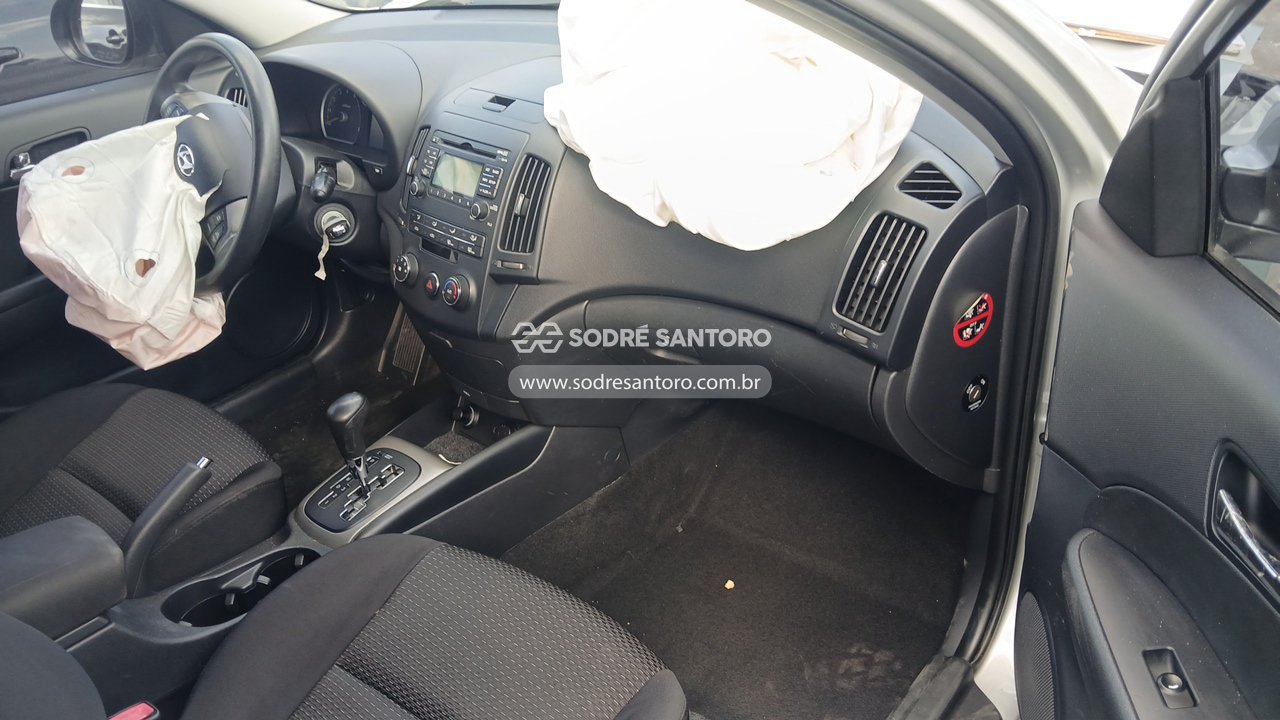 Hyundai I30 2.0 - 2009/2010 — foto 7 de 12