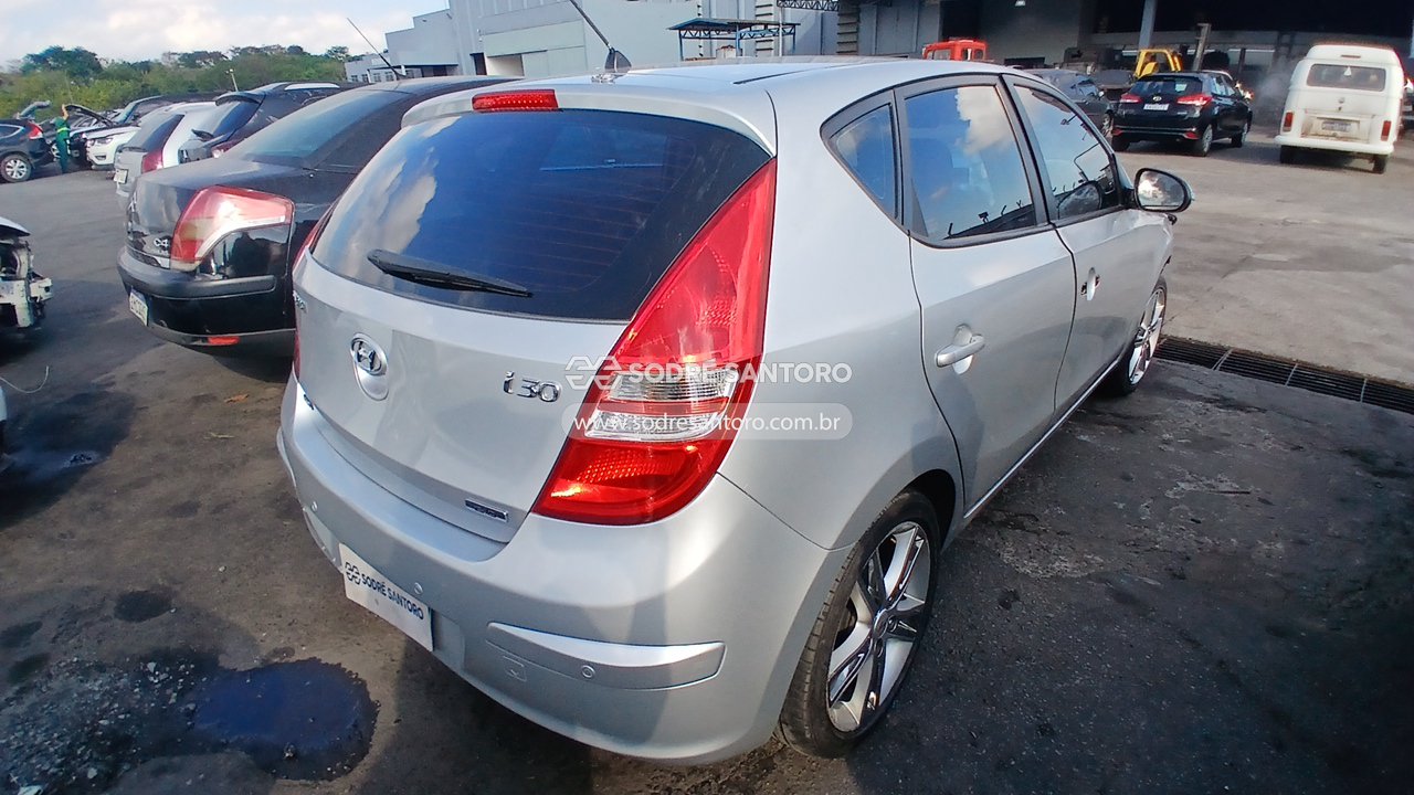 Hyundai I30 2.0 - 2009/2010 — foto 4 de 12