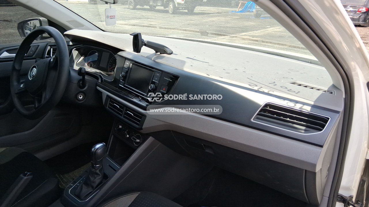 Volkswagen Polo CL AD - 2018/2018 — foto 8 de 11