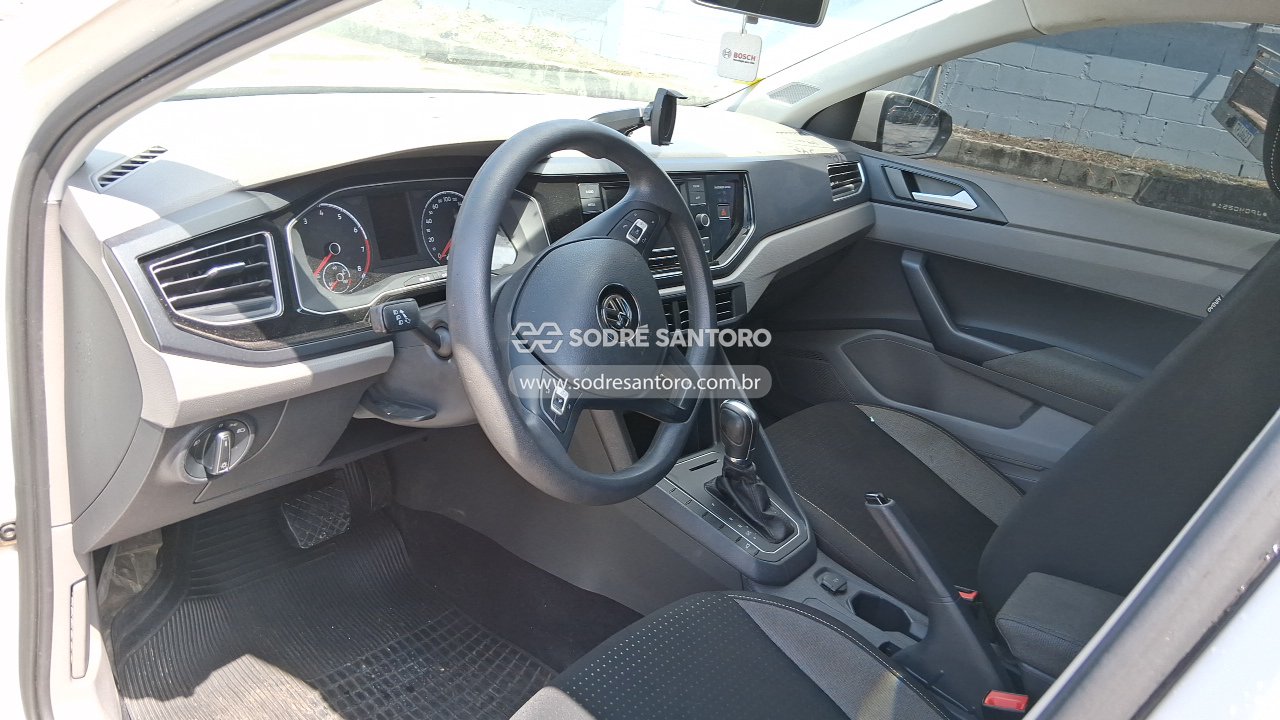 Volkswagen Polo CL AD - 2018/2018 — foto 6 de 11