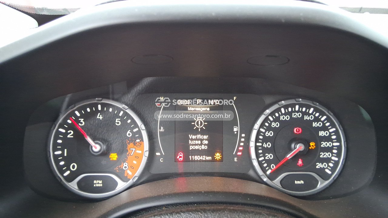 Jeep Renegade Lngtd AT - 2016/2016 — foto 7 de 12