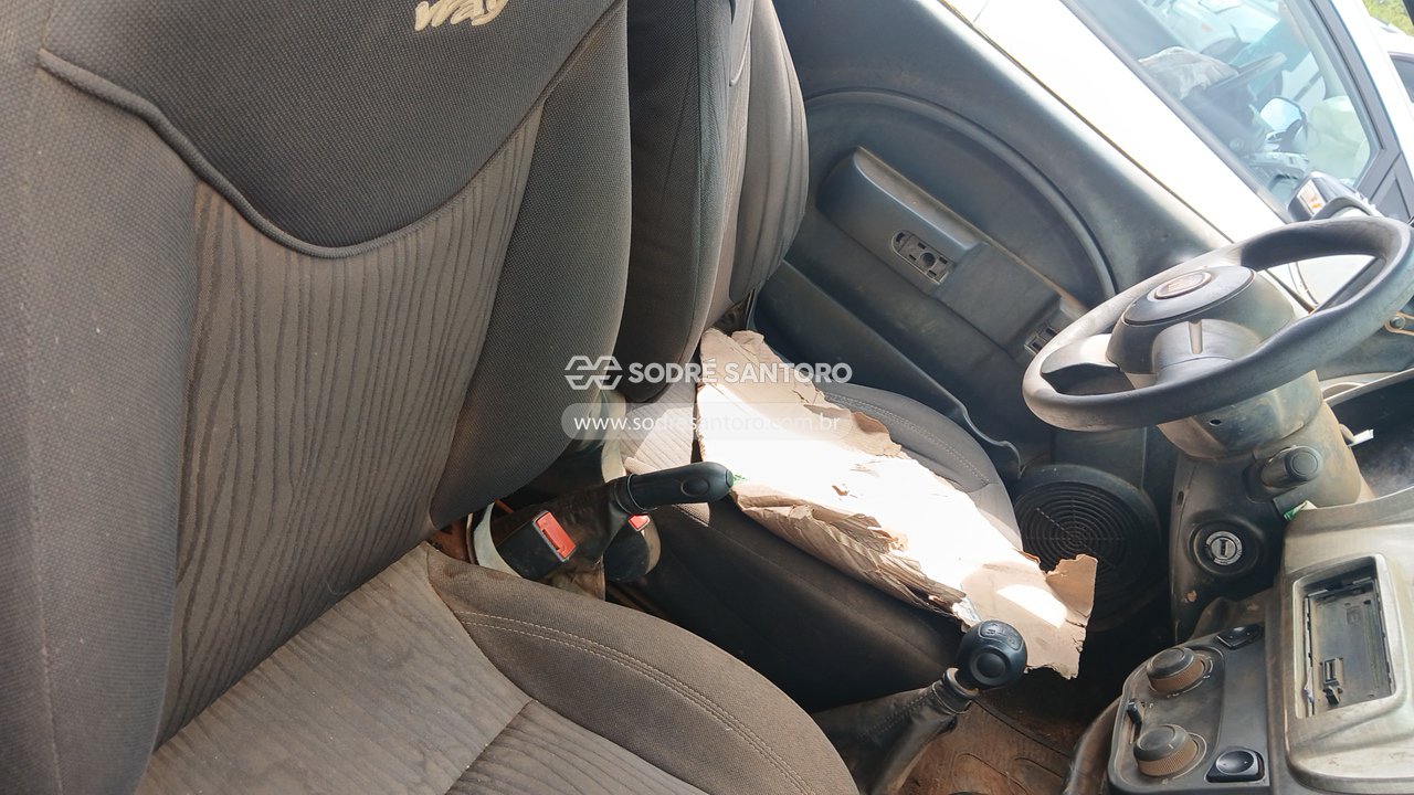 Fiat Uno Way 1.0 - 2011/2012 — foto 8 de 8