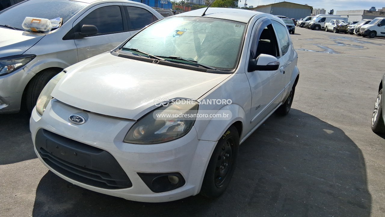 Ford KA Flex - 2012/2013 — foto 3 de 9