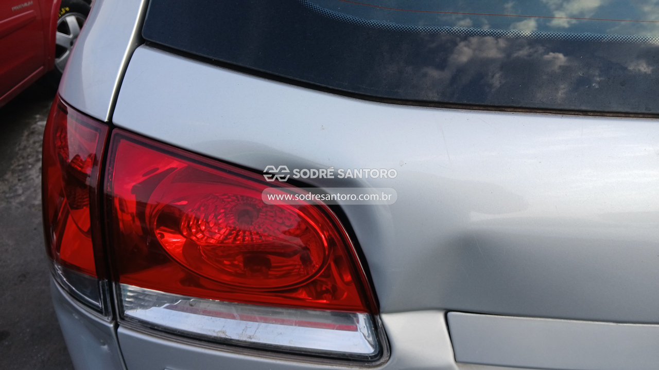 Fiat Palio WK Attrac 1.4 - 2010/2011 — foto 11 de 12