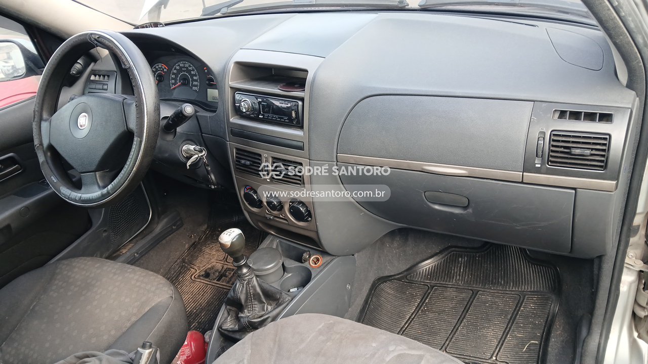 Fiat Palio WK Attrac 1.4 - 2010/2011 — foto 8 de 12