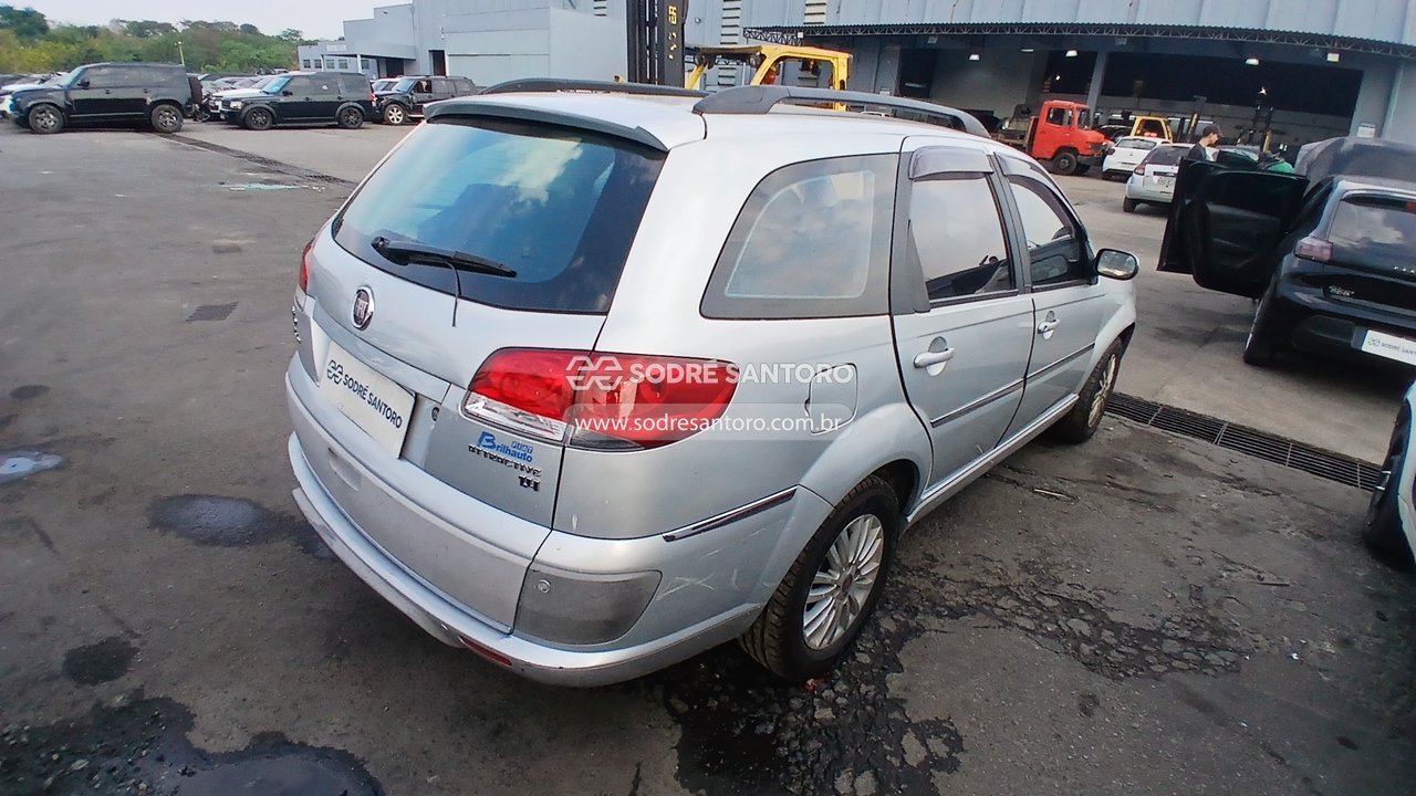 Fiat Palio WK Attrac 1.4 - 2010/2011 — foto 4 de 12