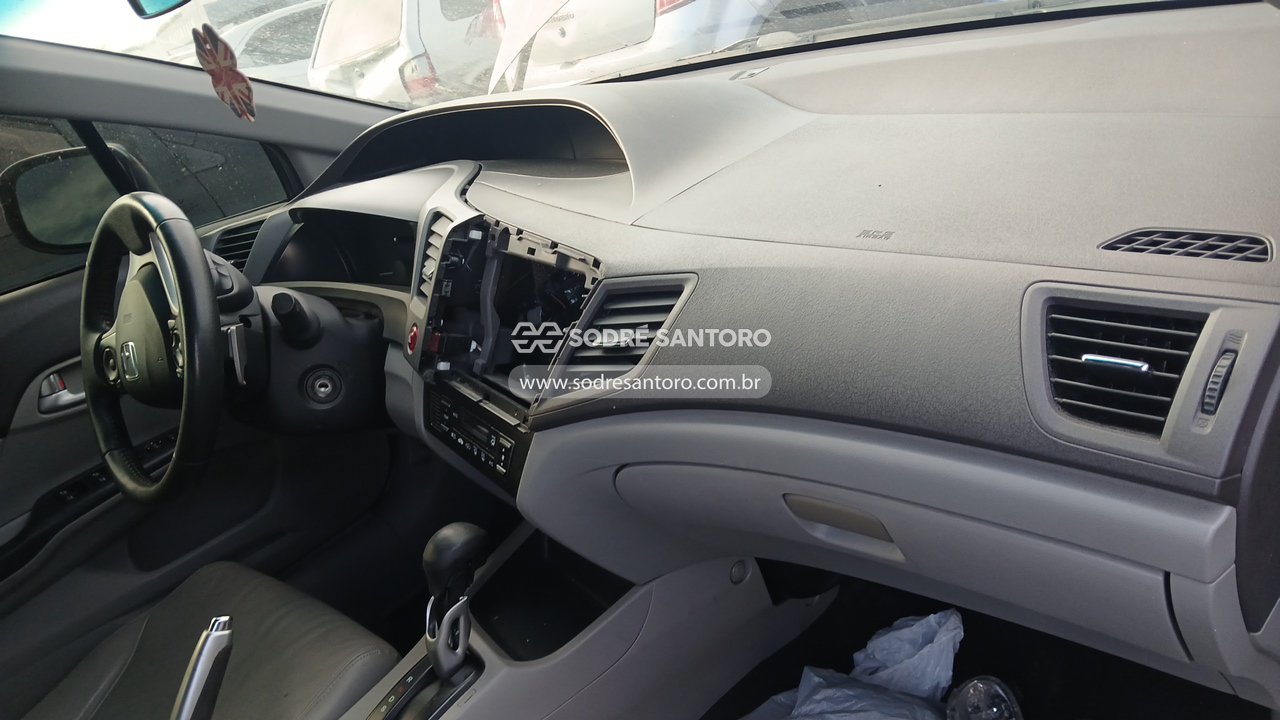 Honda Civic Lxr - 2014/2014 — foto 7 de 8