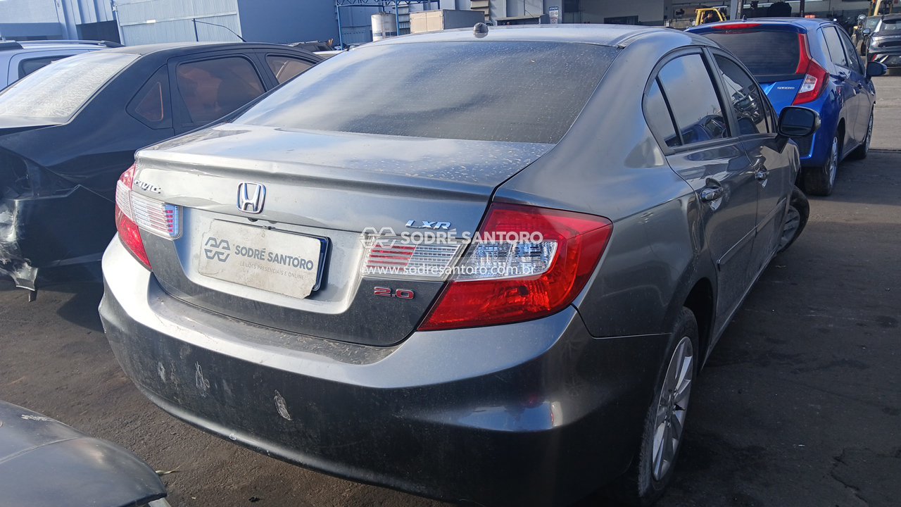 Honda Civic Lxr - 2014/2014 — foto 4 de 8