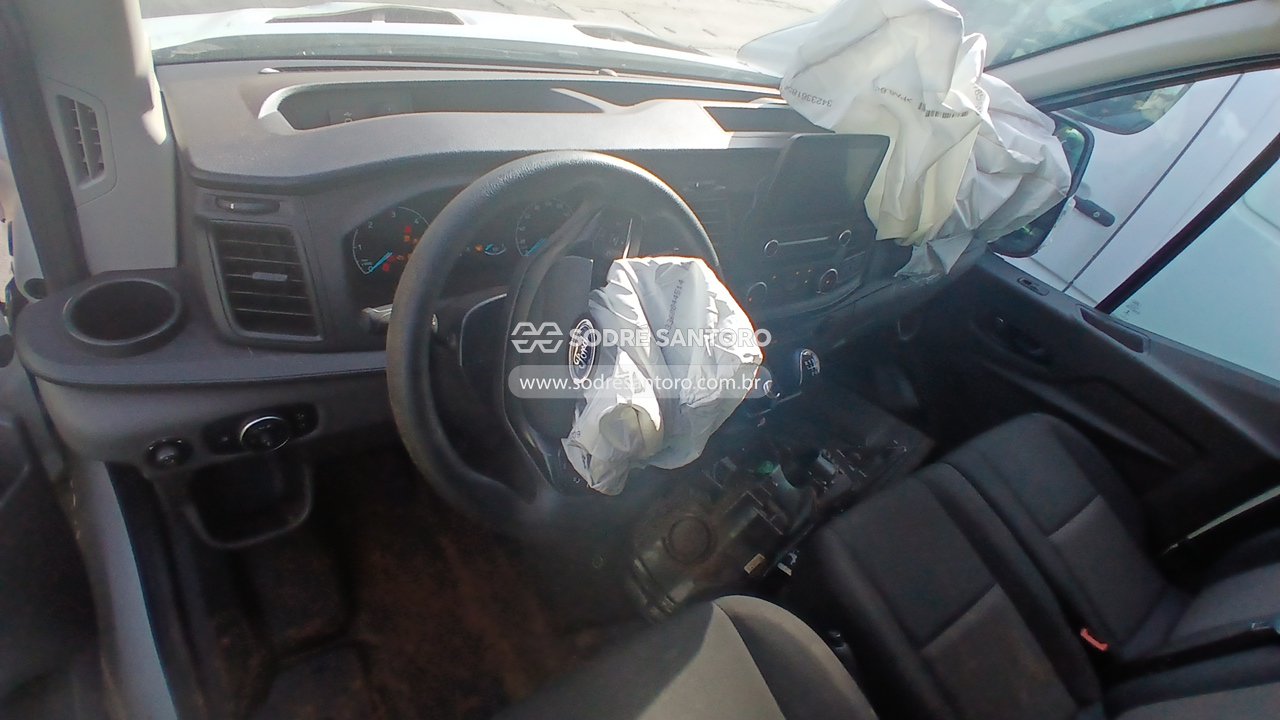 Ford Transit 350 F - 2022/2023 — foto 6 de 12