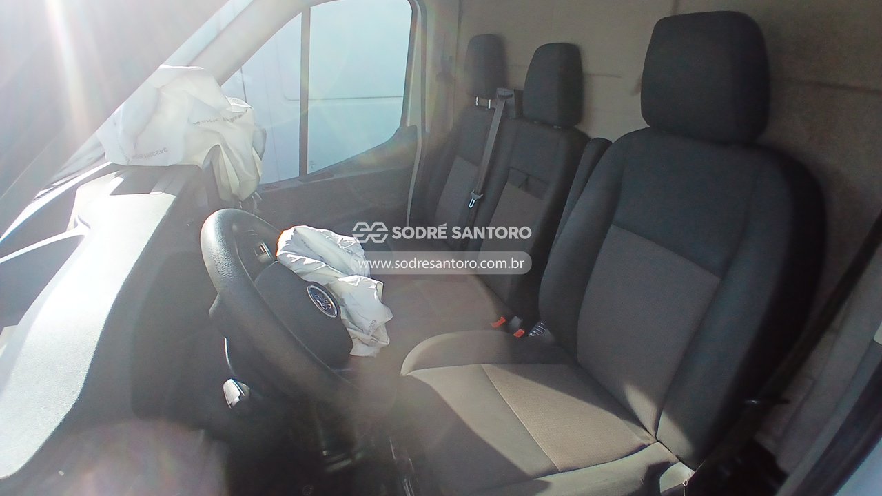 Ford Transit 350 F - 2022/2023 — foto 9 de 12
