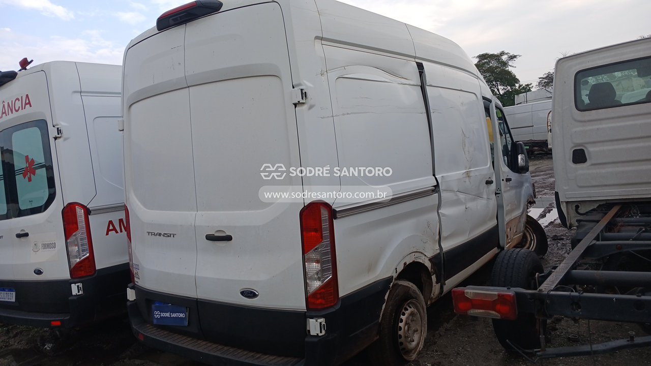 Ford Transit 350 F - 2022/2023 — foto 4 de 12