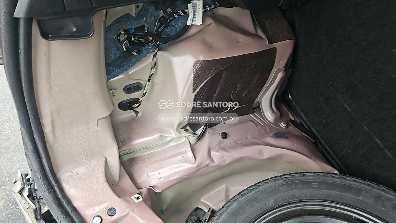 Peugeot 2008 Allure AT - 2017/2017 — foto 12 de 12