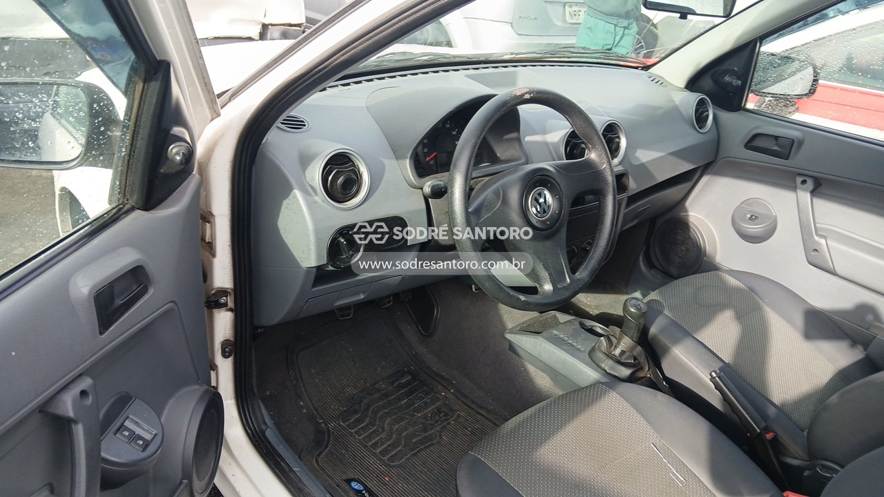 Volkswagen Gol 1.0 - 2012/2013 — foto 6 de 12