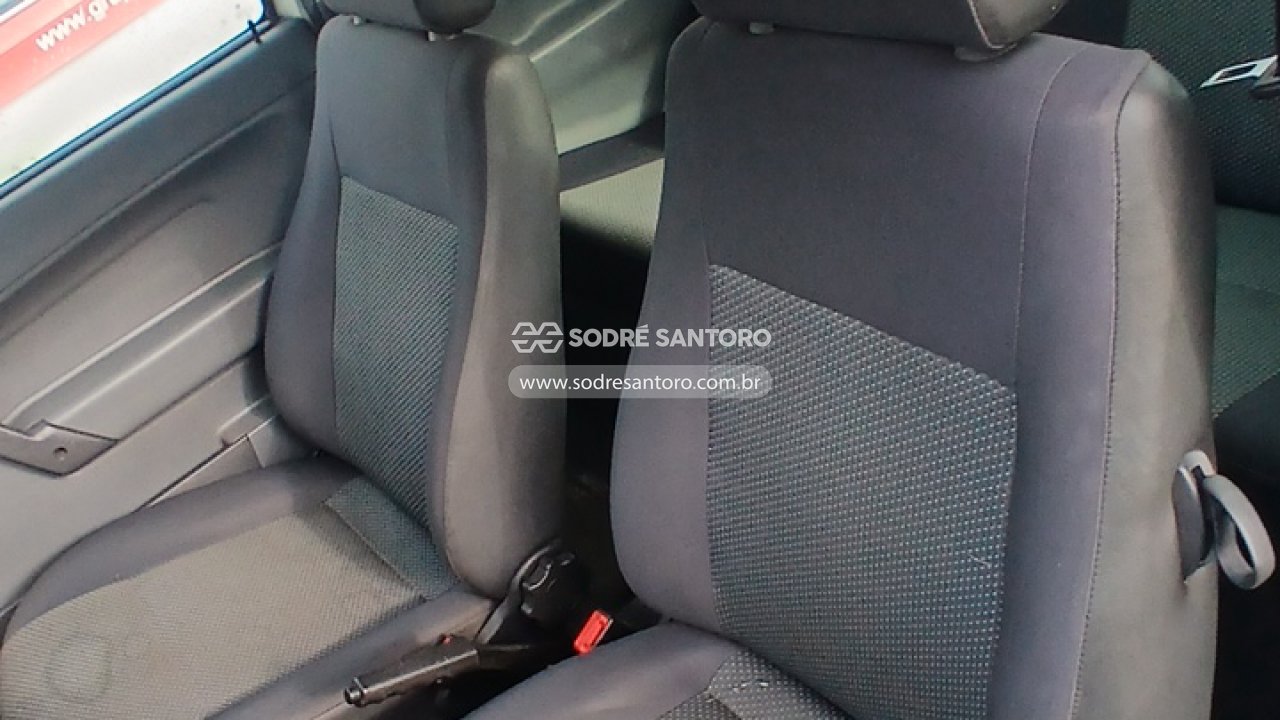 Volkswagen Gol 1.0 - 2012/2013 — foto 9 de 12