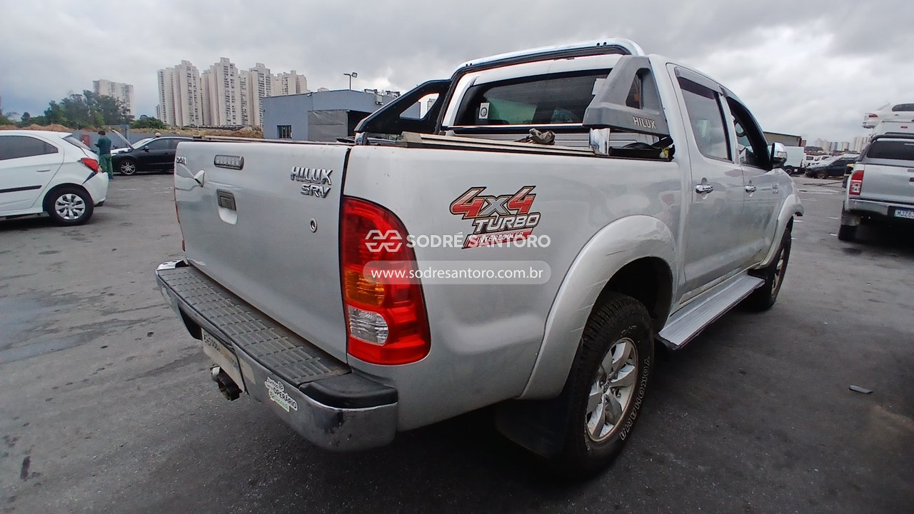Toyota Hilux CD 4x4 Srv - 2012/2013 — foto 4 de 12