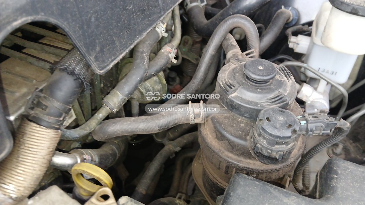 Toyota Hilux CD 4x4 Srv - 2012/2013 — foto 11 de 12