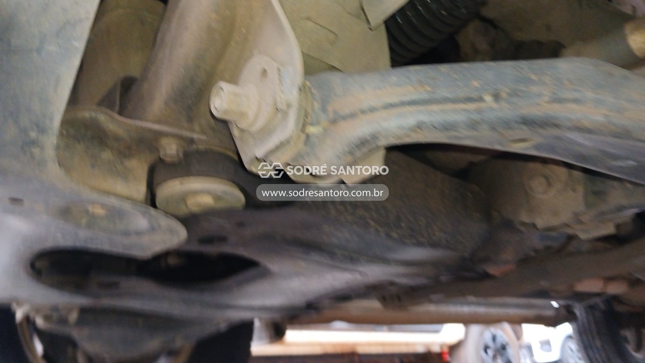 Toyota Hilux CD 4x4 Srv - 2012/2013 — foto 12 de 12