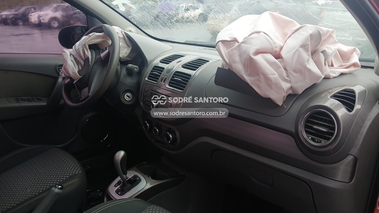 Fiat Siena Essence 1.6 - 2016/2016 — foto 7 de 8