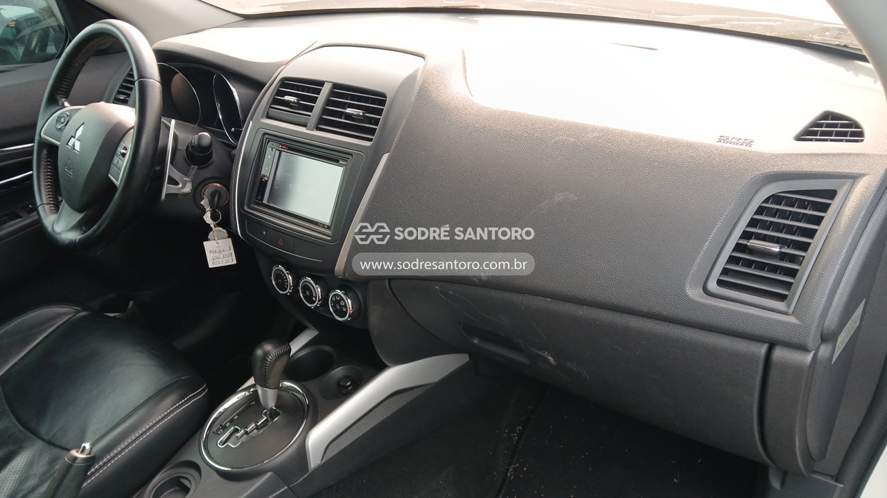 Mitsubishi Asx 2.0 Cvt - 2014/2015 — foto 8 de 12